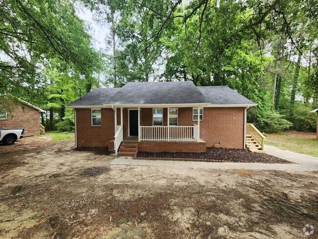 Building Photo - 709 W Creek Cir Rental