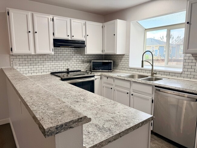 Photo - 1192 S Zeno Way Unit E
