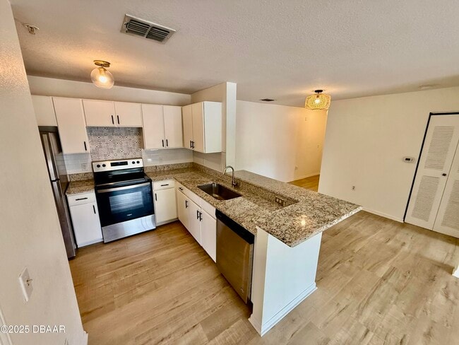 Photo - 940 Village Trail Unit 8-205