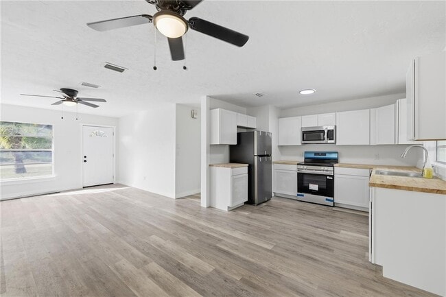 Photo - 3717 SW Idlewild St