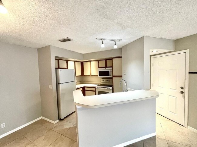 Photo - 3350 Pinewalk Dr N Unit 1413