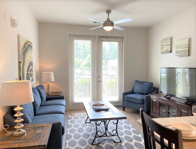 Building Photo - 10105 Westside Pkwy Unit ID1328918P