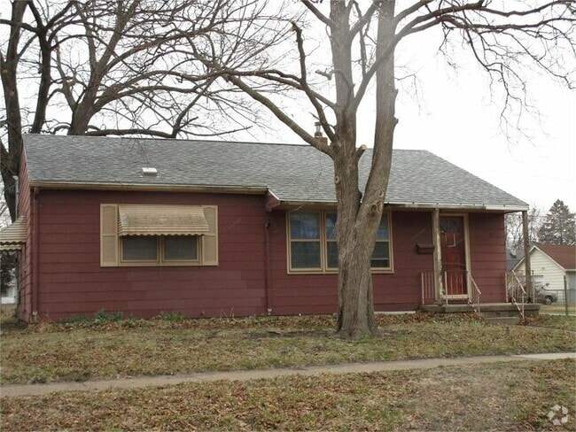 Building Photo - 700 Kern St Rental