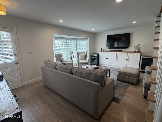 Photo - 4061 E Campbell Ave