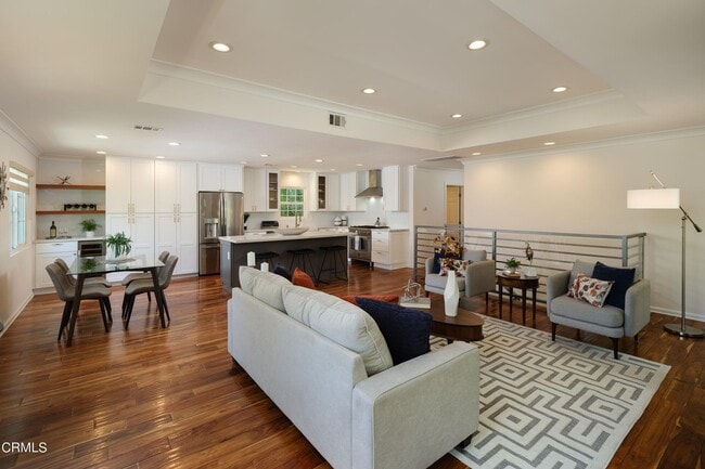 Photo - 1721 La Loma Rd