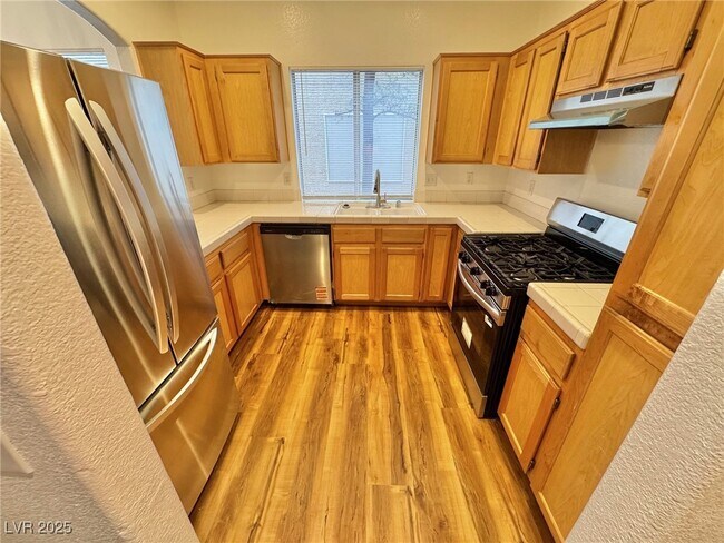 Photo - 9916 La Paca Ave