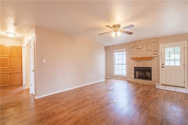 Photo - 1022 Alamo St