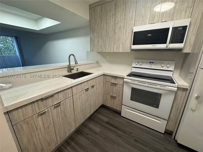 Photo - 8002 SW 149th Ave Unit B408