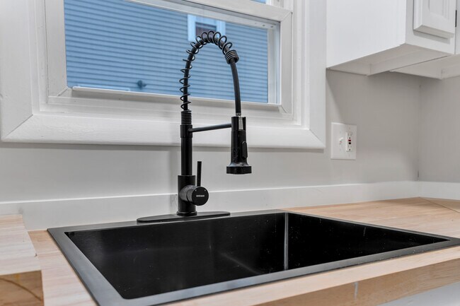 Photo - 105 Roosevelt St Unidad 105