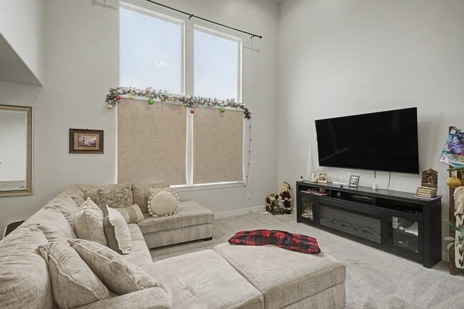 Photo - 1531 W Stone Gate Dr