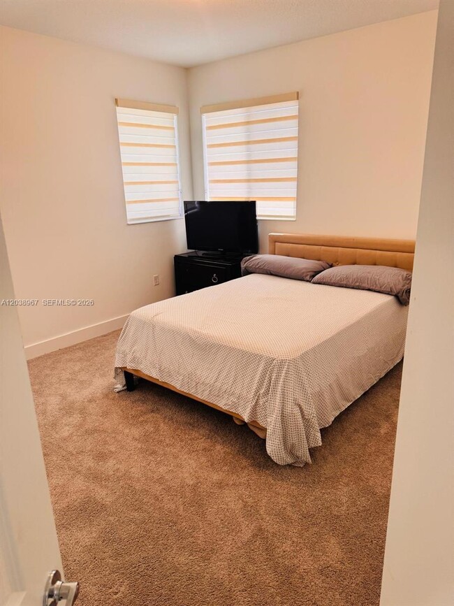 Photo - 5811 Cassidy Ln