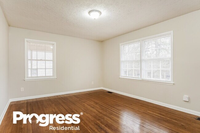 Photo - 413 13th Terrace NW