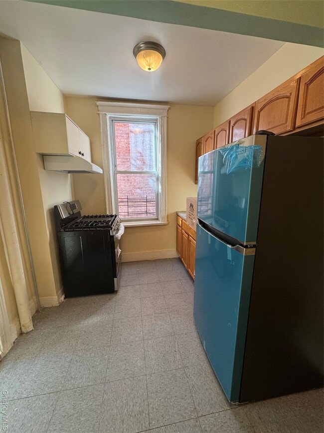 Building Photo - 786 Garden St Unit 1 Rental