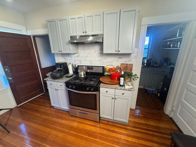 Photo - 41 Lafayette St Unit 2