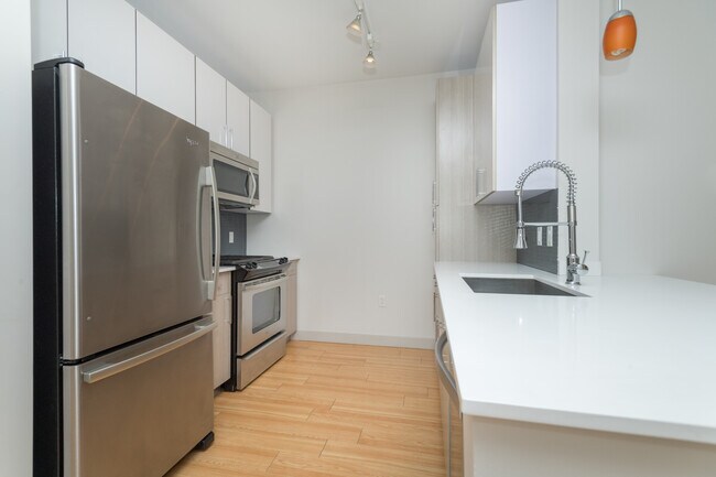 303 D St Unit 456