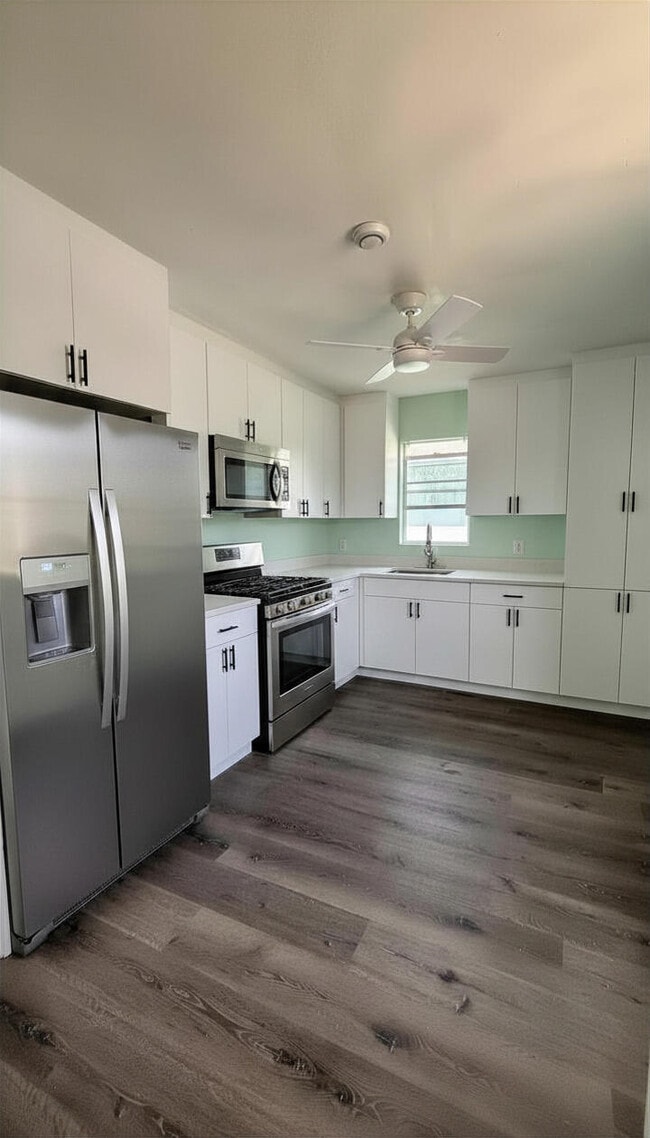 Photo - 1328 W 6th St