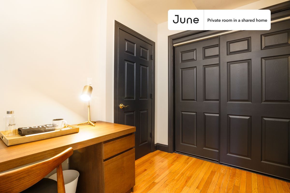 Private bedroom in 3 bed/1 bath Home - Private bedroom in 3 bed/1 bath Home