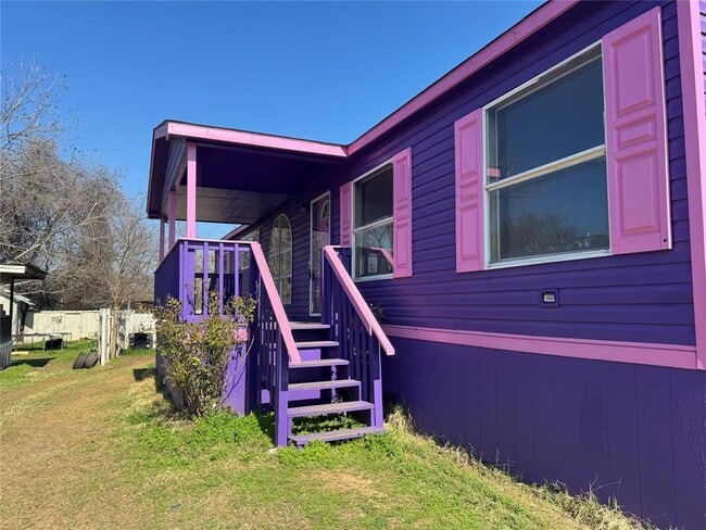 Photo - 404 W Cleveland St