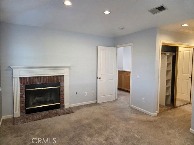 Photo - 263 E Glenarm St