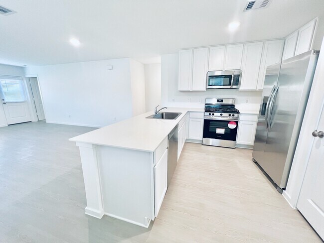 Photo - 1359 Diamond Carnation Dr
