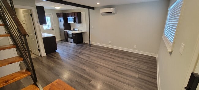 Photo - 2657 W Luther St Unit 1R