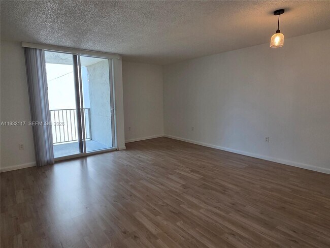 Photo - 850 N Miami Ave Unit W-605