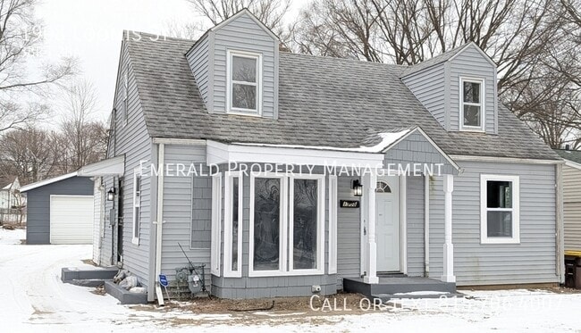 Building Photo - 1908 Loomis St