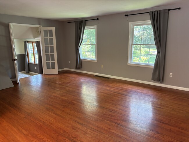 Building Photo - 15922 Fernwood Rd Rental