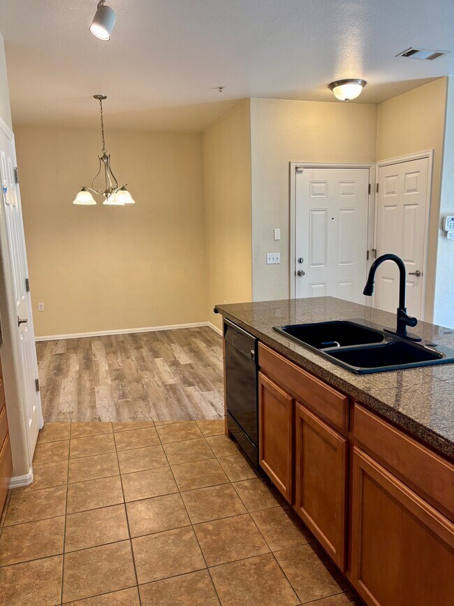 Photo - 2682 S Cathay Way Unit 106