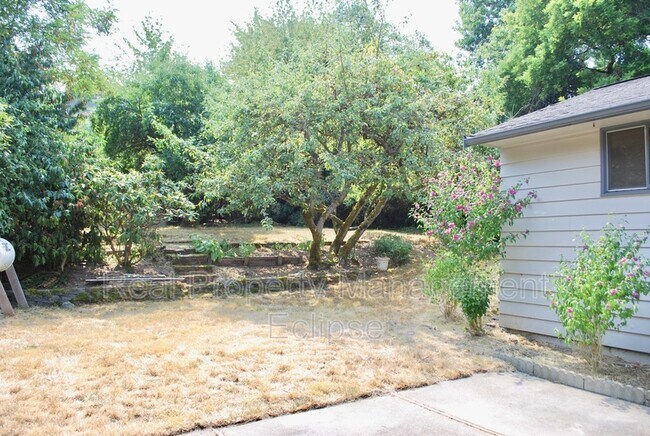 Photo - 10415 SE 13th St