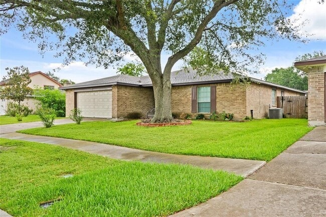 Photo - 10431 Odessa Dr