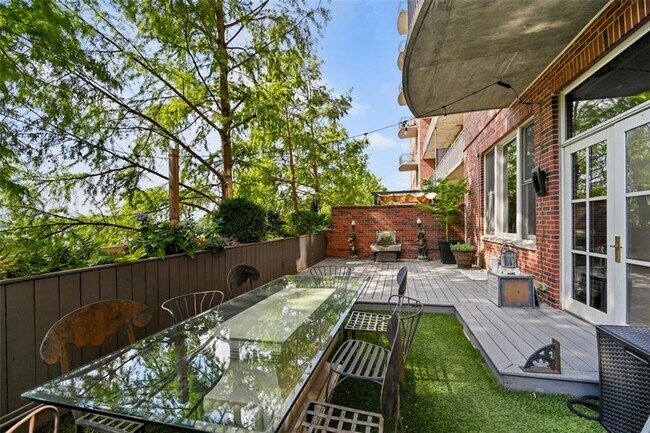 Photo - 3180 Mathieson Dr NE Unit 502