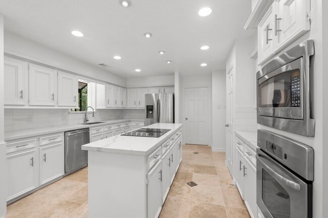 Photo - 14 Cascade Springs Pl