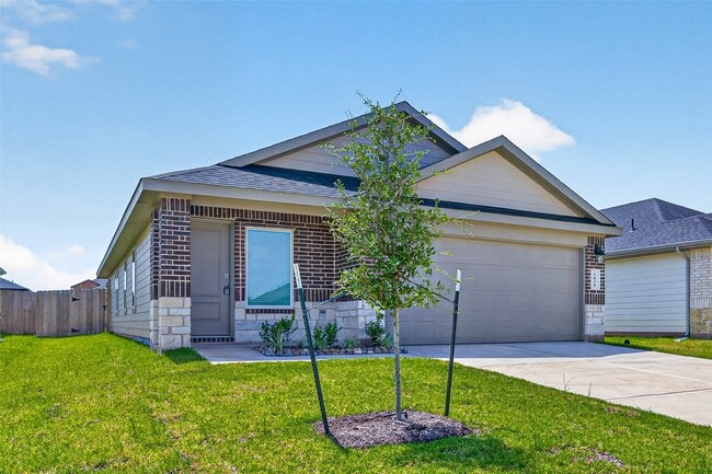 Photo - 3030 Lake Crest Dr