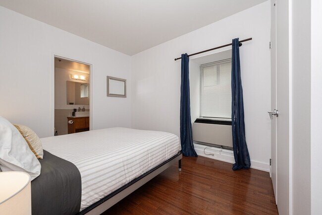 Photo - 244 Rue De la Gauchetière O Unité SI ID1261769P