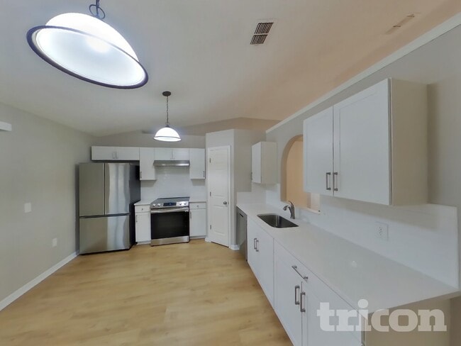 Photo - 10443 Elgin Blvd