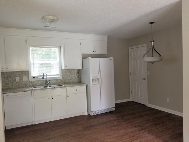 Photo - Brick Home in Goose Creek