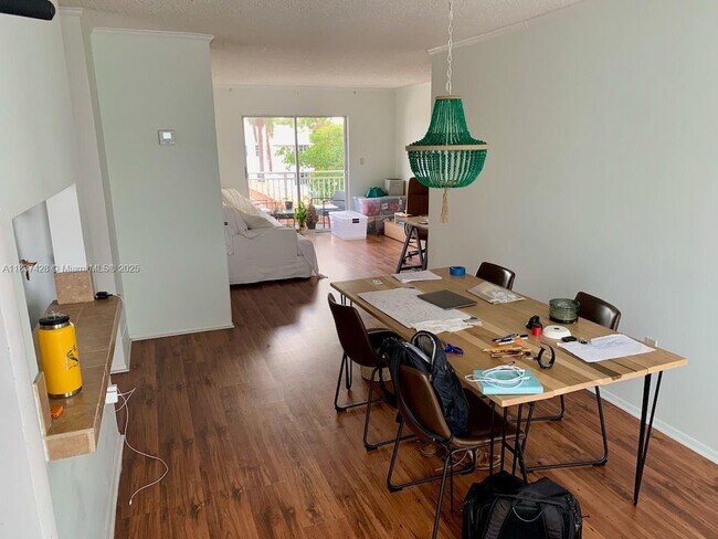 Photo - 1519 Drexel Ave Unidad 401 Rental