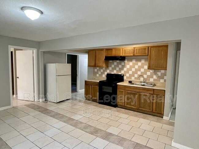 Photo - 1738 Wright Ave Unit #2