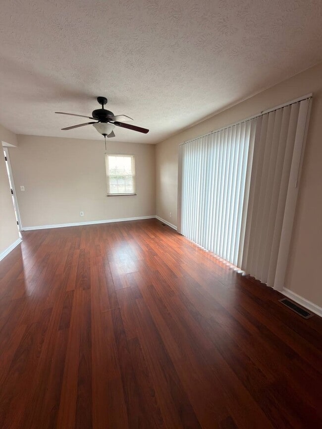 3 bedroom 2.5 bath