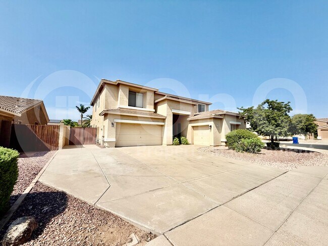Photo - 9940 E Medina Ave