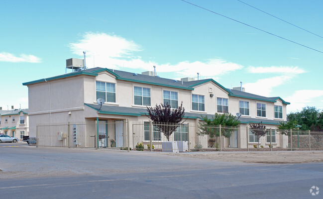 Building Photo - Mission Pass Townhomes