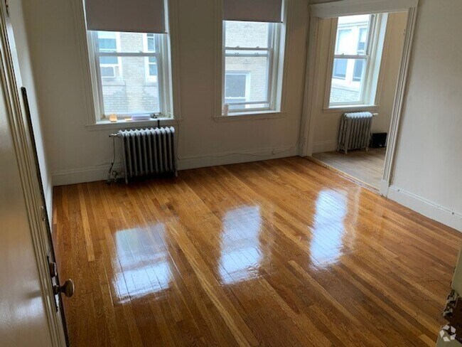 Building Photo - 9/1 No Fee! Spacious, modern 1BR in Fenway... Rental
