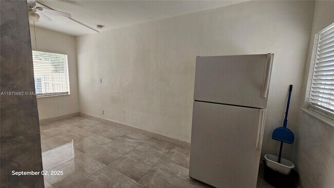 Photo - 1830 Monroe St Unit 1834