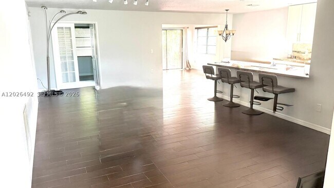 Photo - 2736 Carnation Ct