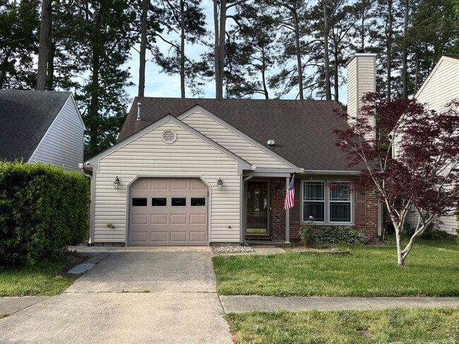 Building Photo - Well Maintained Single-Family Home in FC School District