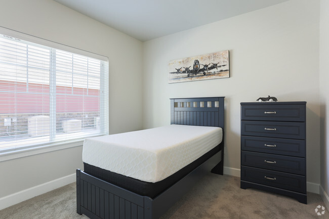 Osprey Secondary Bedroom - The Landing at Vancouver Apartments