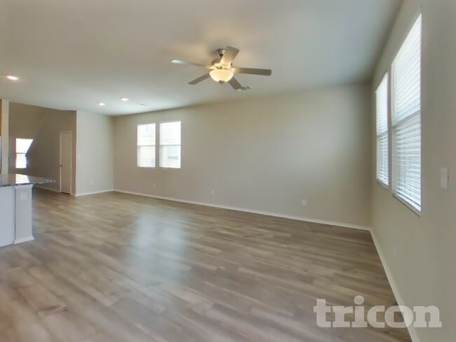Photo - 3517 Stride Ln