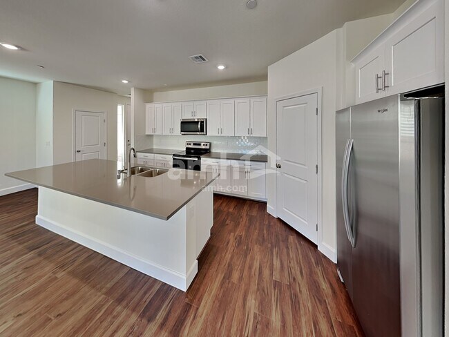 Photo - 288 Dahlia Rachel Pl