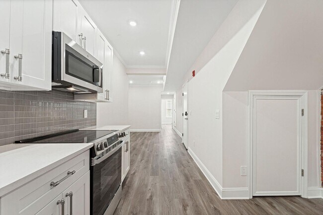 Photo - 2341 N College Ave